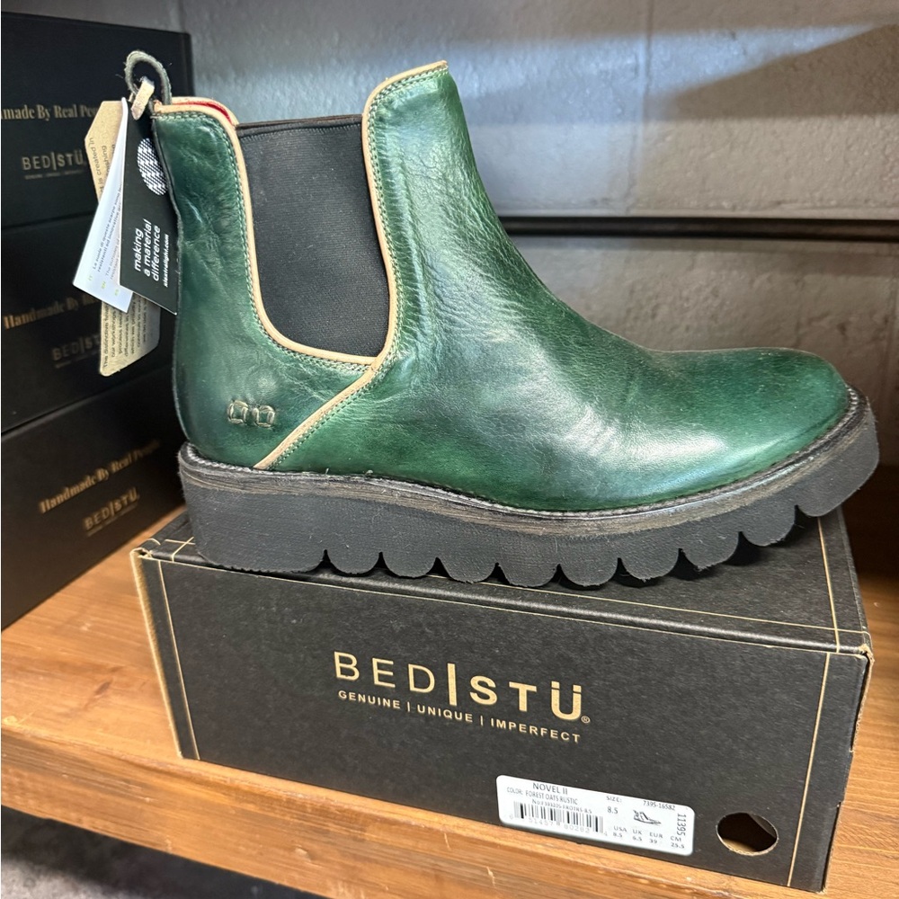 Bed Stu Green Leather Chelsea Ankle Boots
